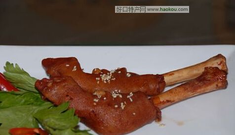 迭山烤羊蹄.jpg